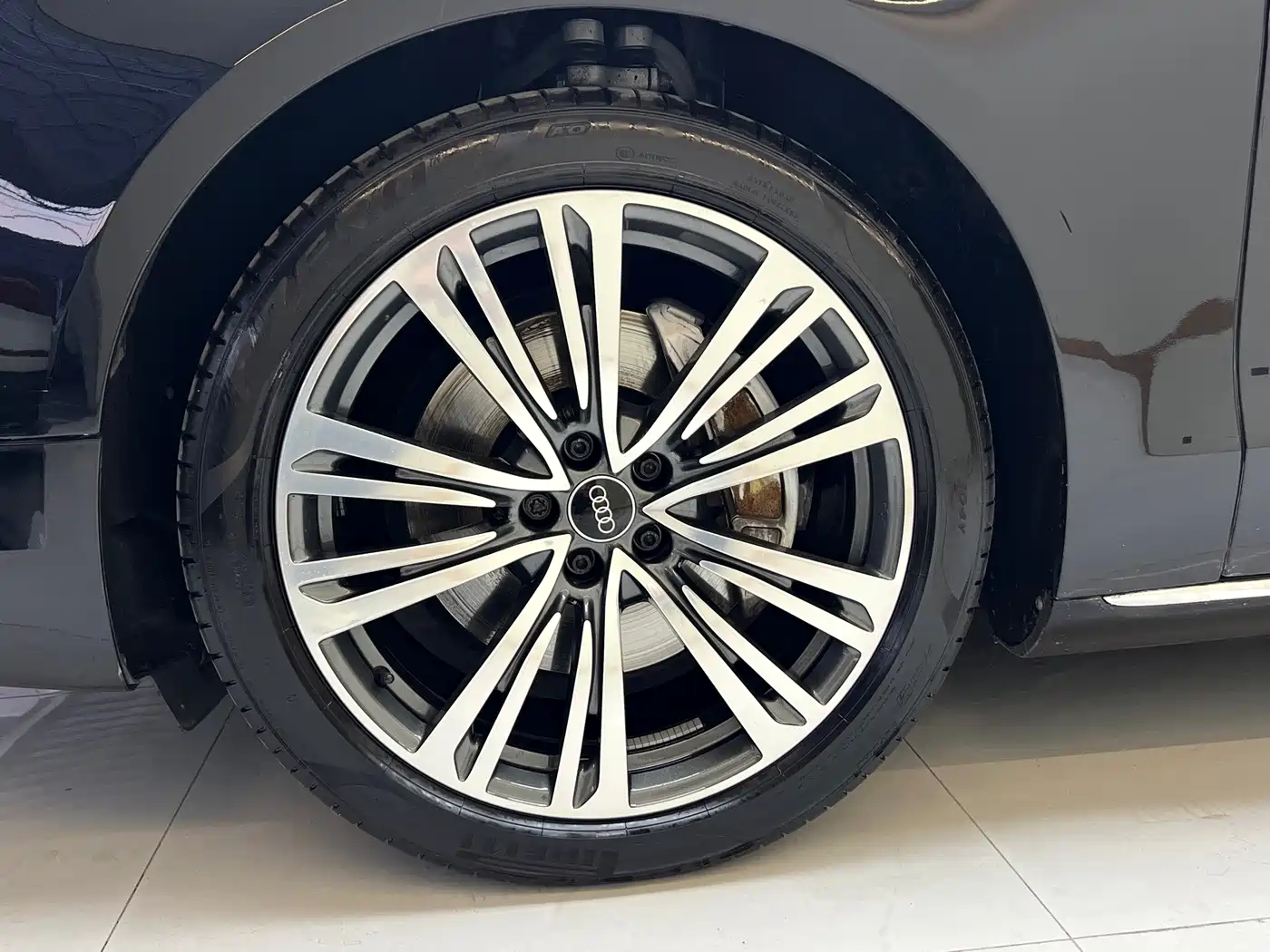 Audi A8 2011 2011 A8L 3.0 TFSI quattro Premium (245kW)