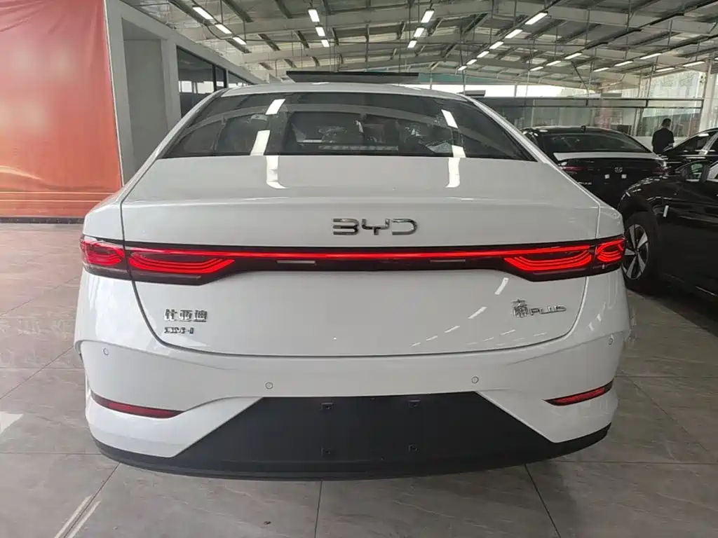 BYD Qin PLUS 2026 2026 DM-i Smart Edition 128KM Progressive