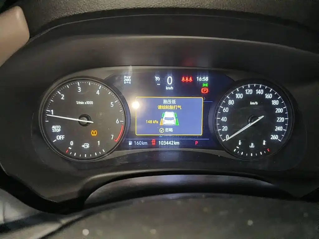 Фото 4 - Buick Enclave