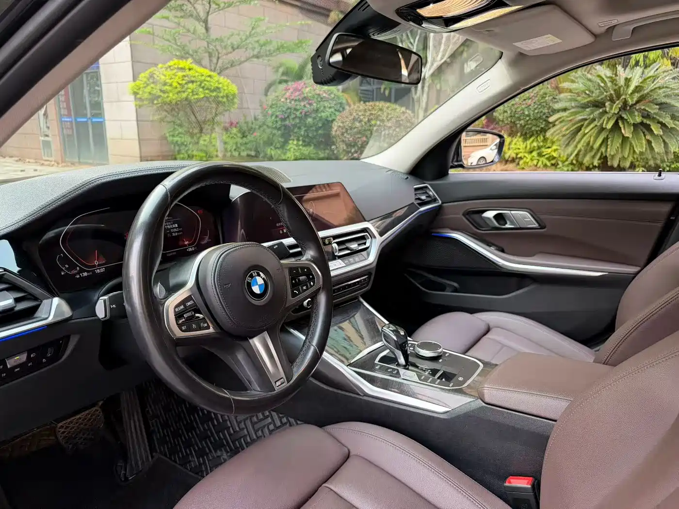 BMW 3 Series 2021 Second Facelift 325Li M Sport Package фото 4