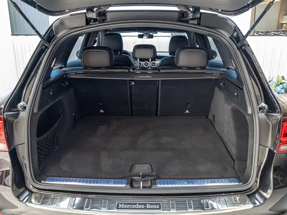 Mercedes-Benz GLC 2021 GLC 260 L 4MATIC Sporty фото 8