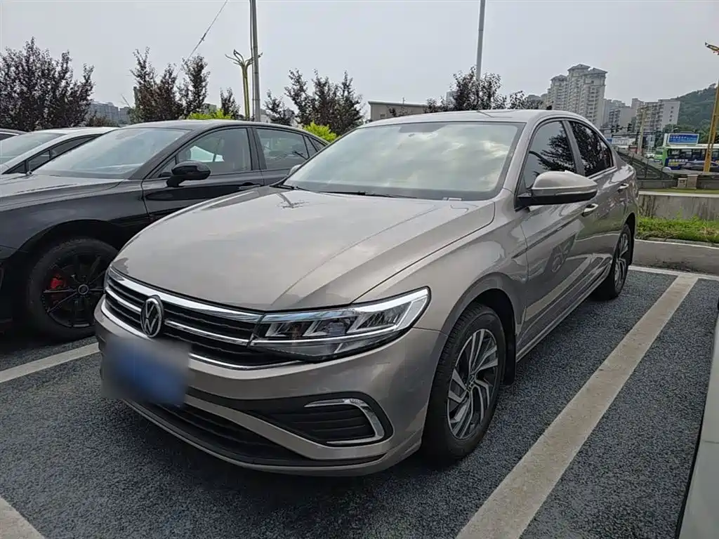 Volkswagen Bora 2025 200TSI DSG Joy Ride Navigation Edition