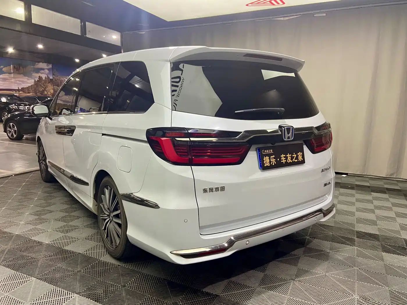Honda Elysion 2024 2024 2.0L e:HEV Luxury Edition