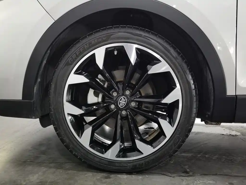 FAW Junpai D80 2019 2019 TD220 Auto Luxury
