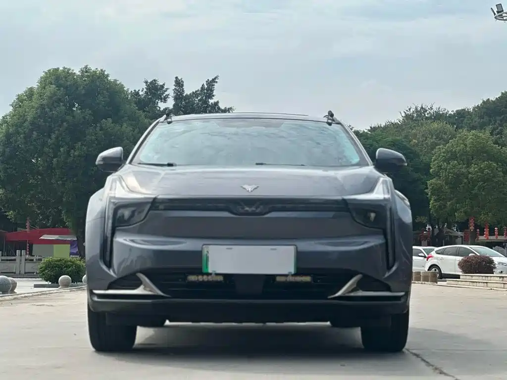 Фото 2 - Nezha Auto Neta U