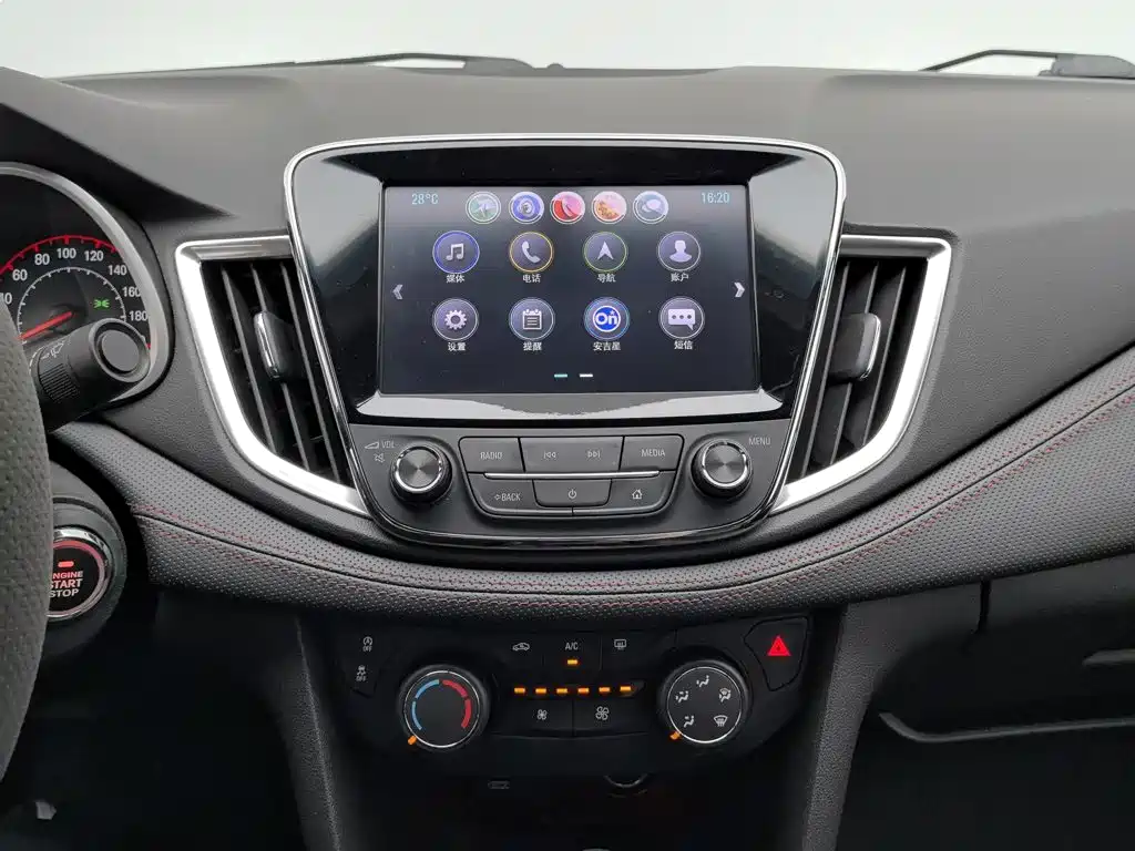 Chevrolet Monza 2019 2019 RS 330T Auto Smooth Edition China VI