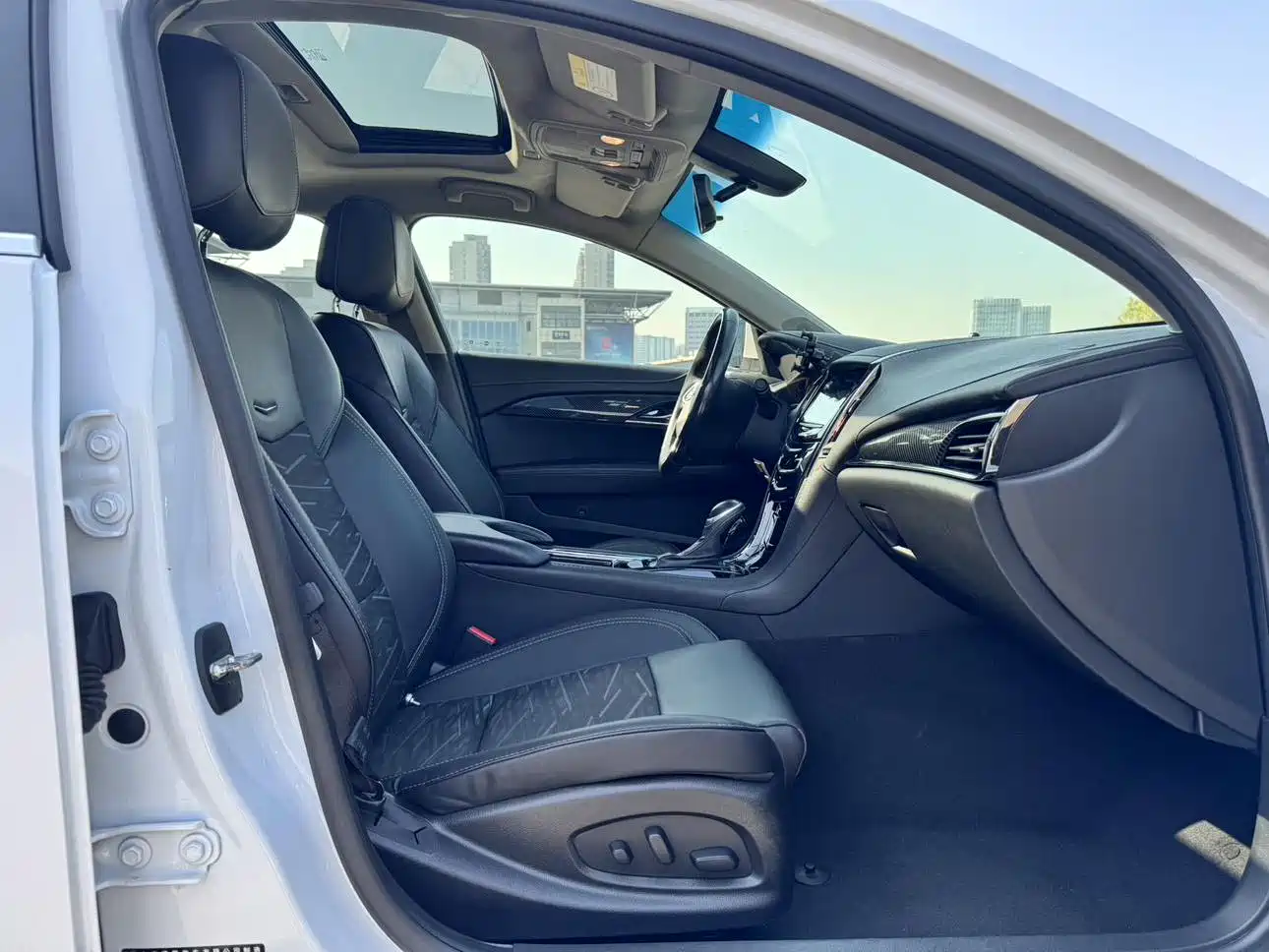 Cadillac ATS-L 2017 28T Technology фото 6