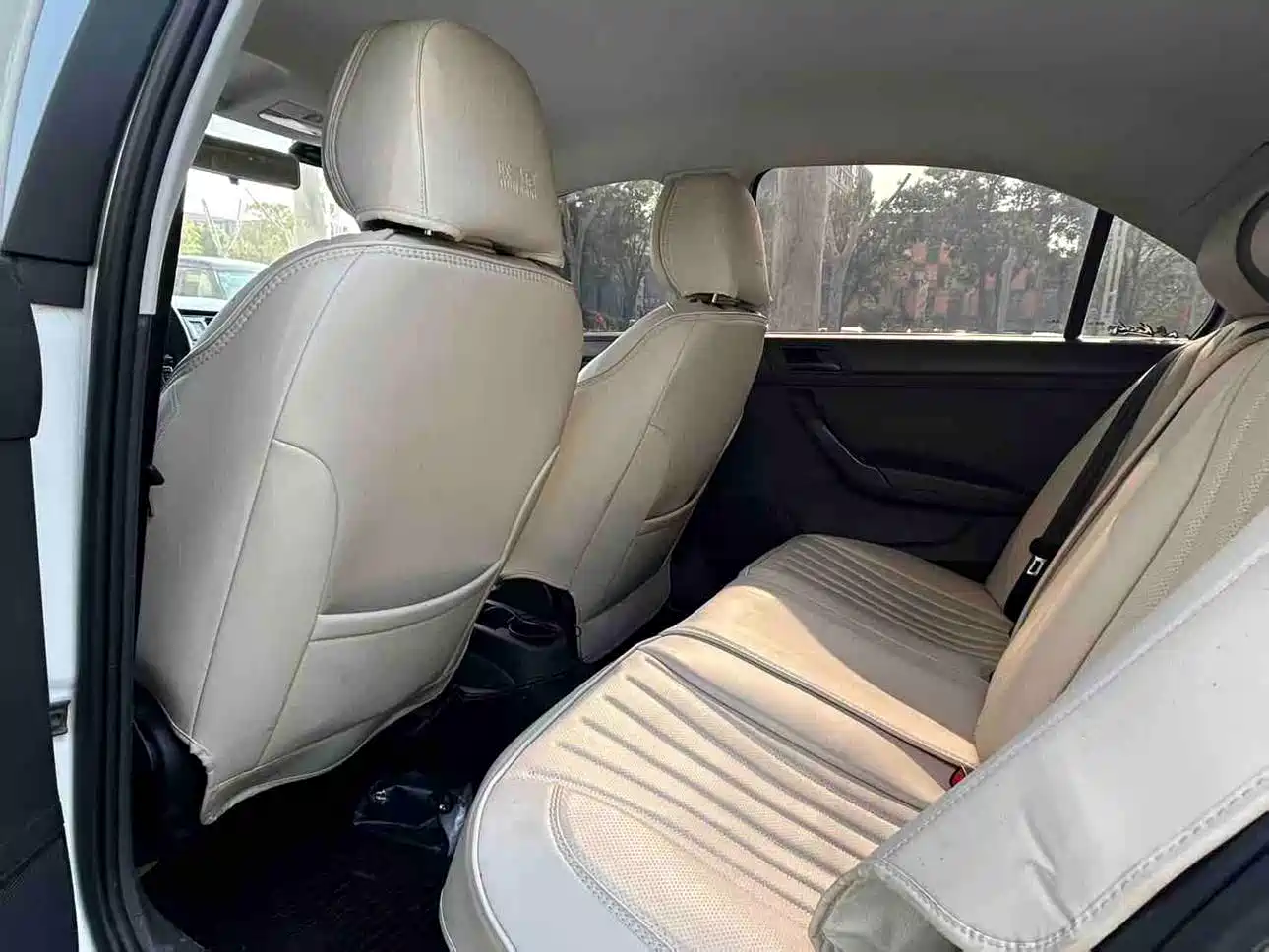 Photo 6 - Volkswagen Santana
