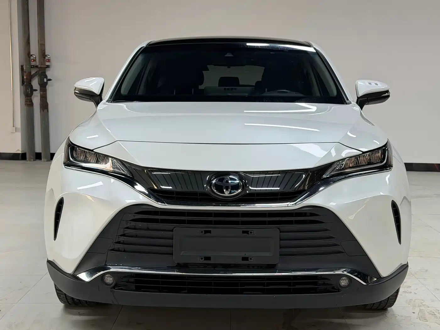 Toyota Lingfang HARRIER 2022 2.0L CVT 2WD Progressive Edition фото 2