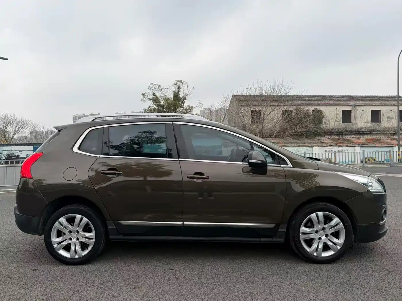 Peugeot 3008 2015 1.6THP Automatic Trend Edition фото 4