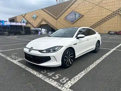 Volkswagen Lamando