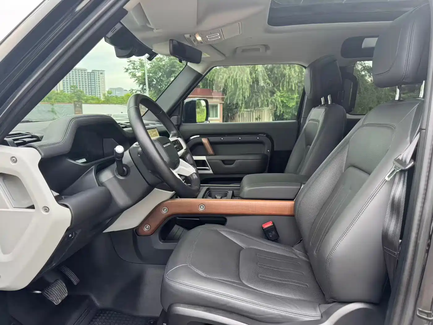 Фото 5 - Land Rover Defender