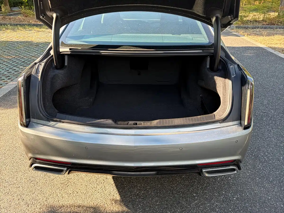 Cadillac CT6 2025 2023 28T Luxury Edition