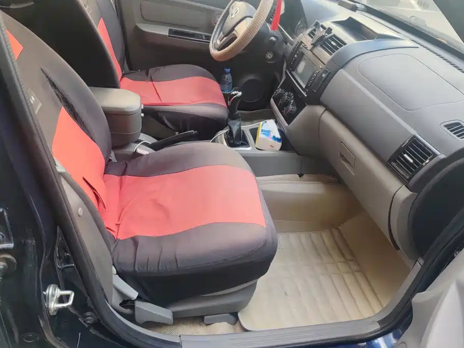 BAIC Weiwang M20 2014 2014 1.5L Comfort BJ415B