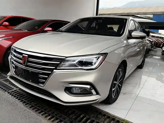 Roewe Roewe i5 2020 1.5L Automatic 4G Connected Premium Flagship Edition