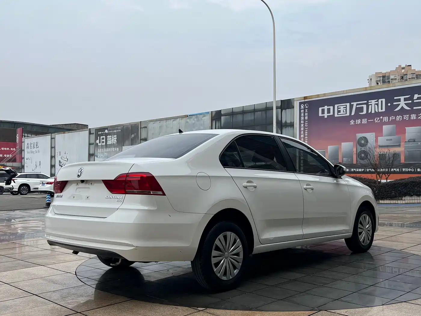 Volkswagen Santana 2016 1.6L Automatic Trend Edition фото 6