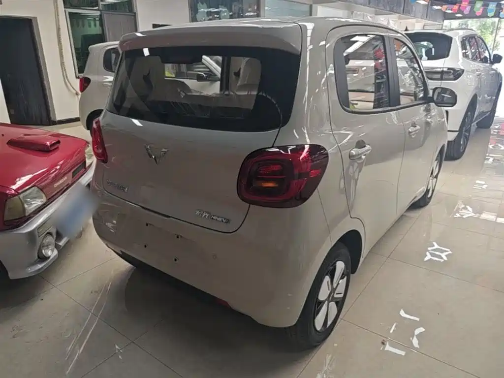 Фото 7 - Wuling Motors Hongguang MINIEV