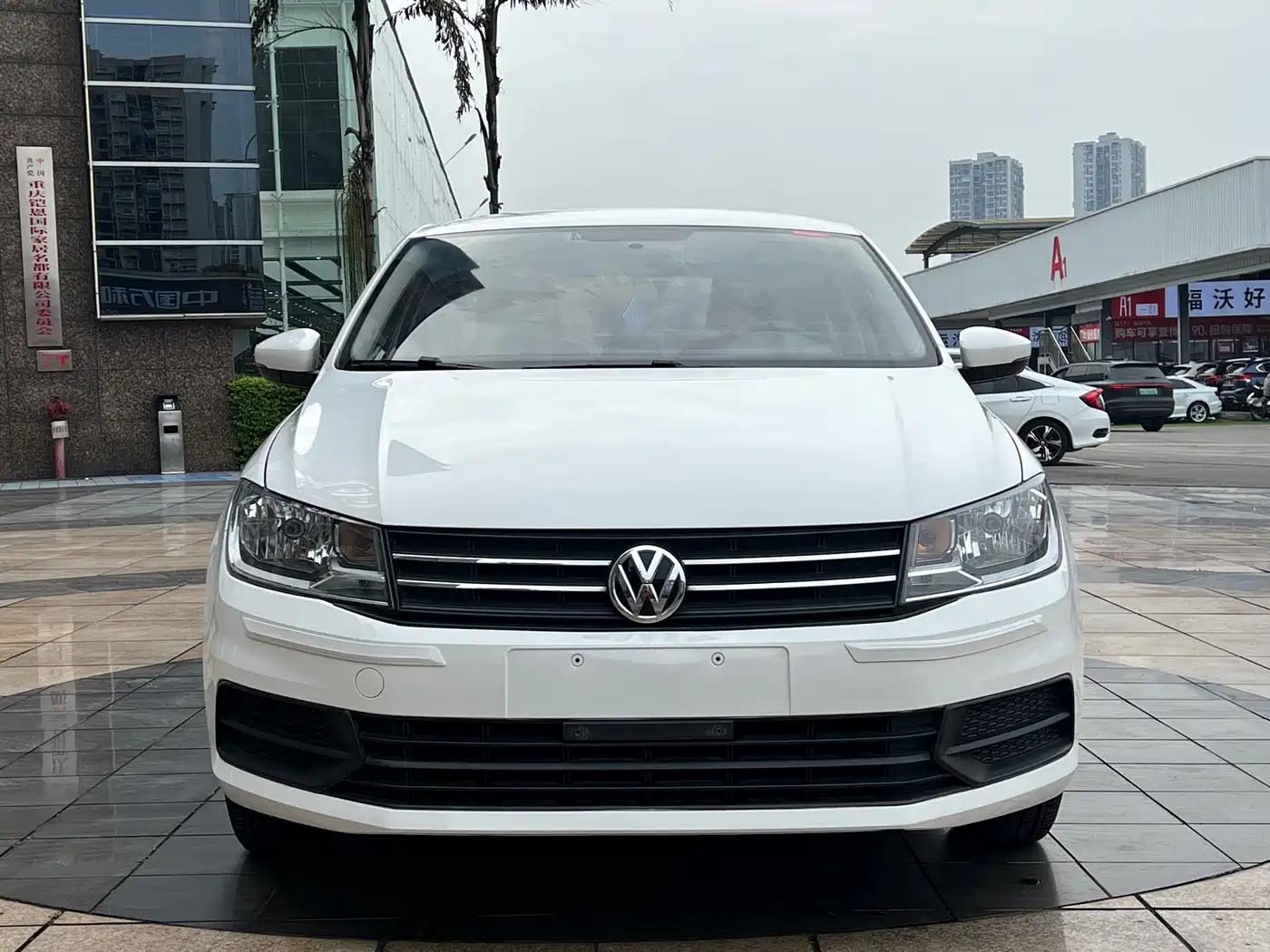 Volkswagen Santana 2016 1.6L Automatic Trend Edition фото 2