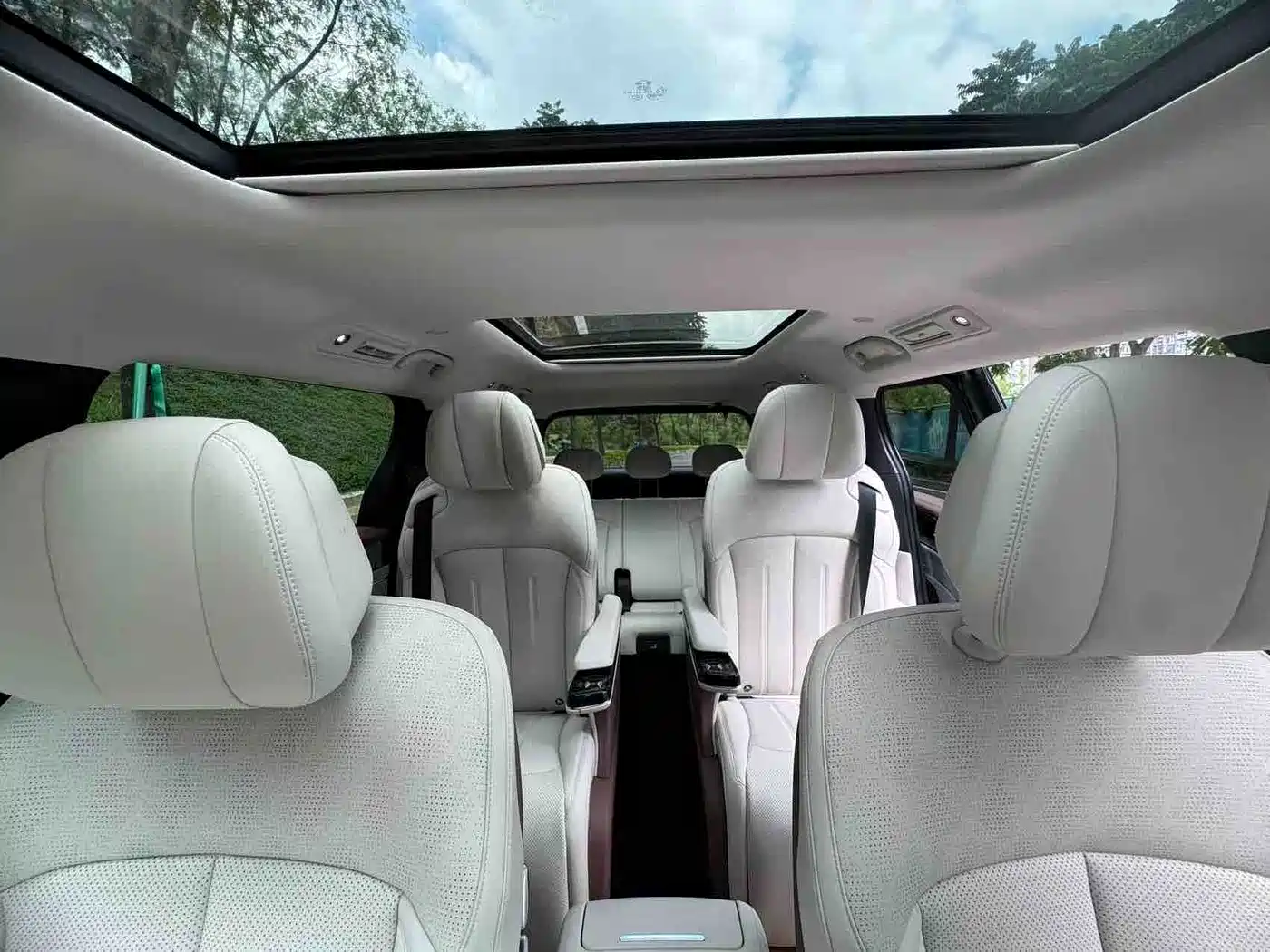 BYD Xia 2025 2025 DM-i 1.5T 180km Surpass Edition