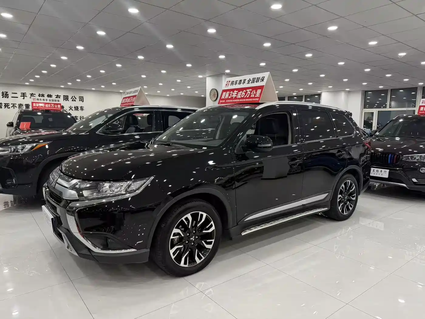Mitsubishi Outlander 2021 2020 2.0L 2WD Premium 5-seater
