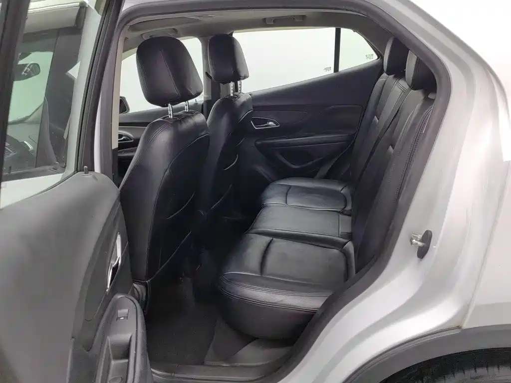 Фото 15 - Buick Encore