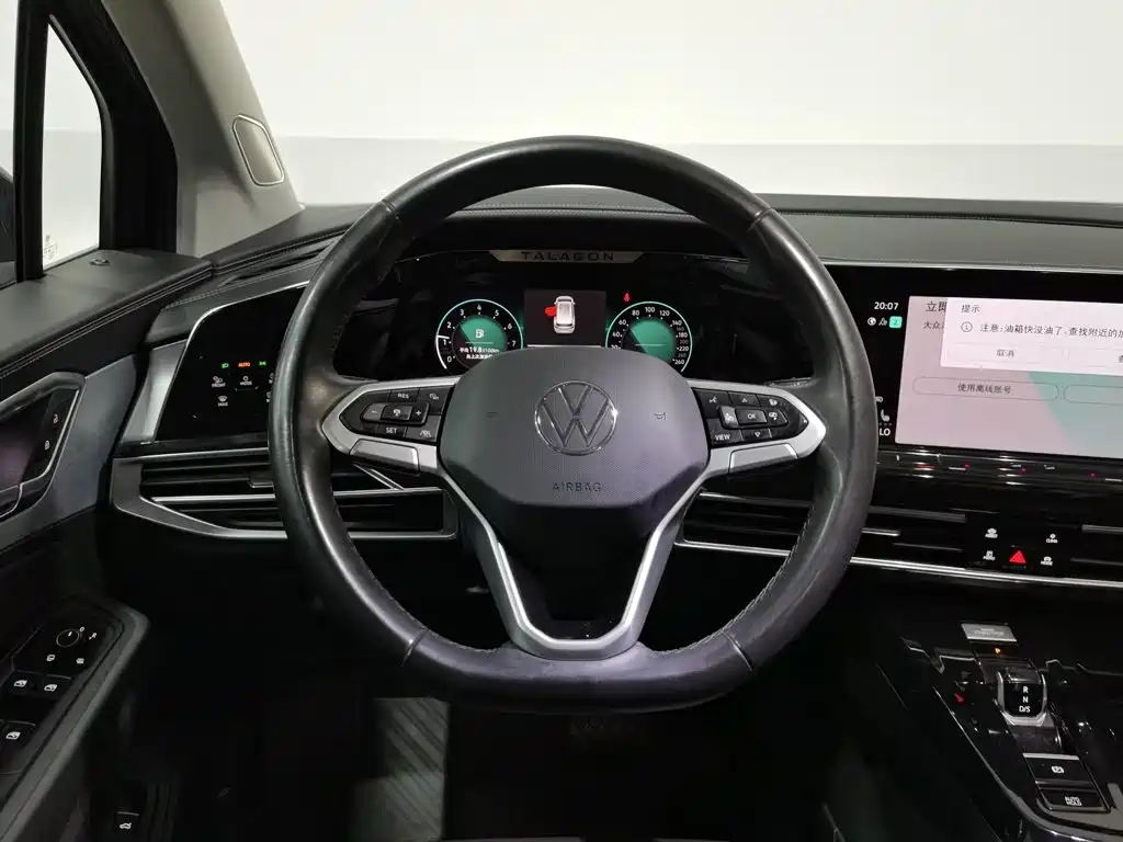 صورة 11 - Volkswagen Talagon