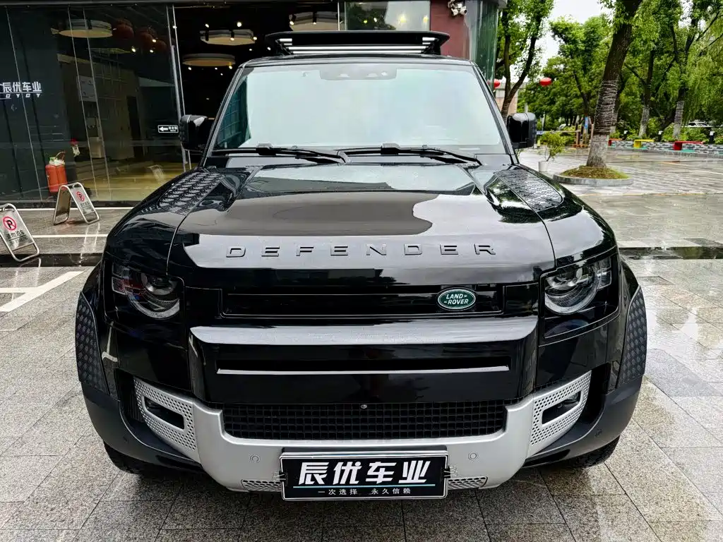 Фото 7 - Land Rover Defender
