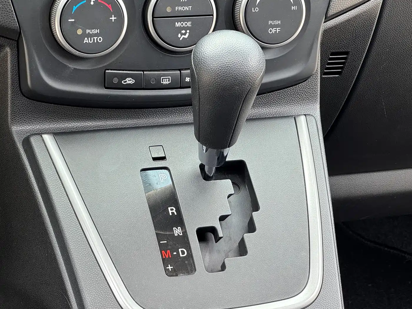 Mazda Mazda5 2012 2011 2.0L Automatic Comfort