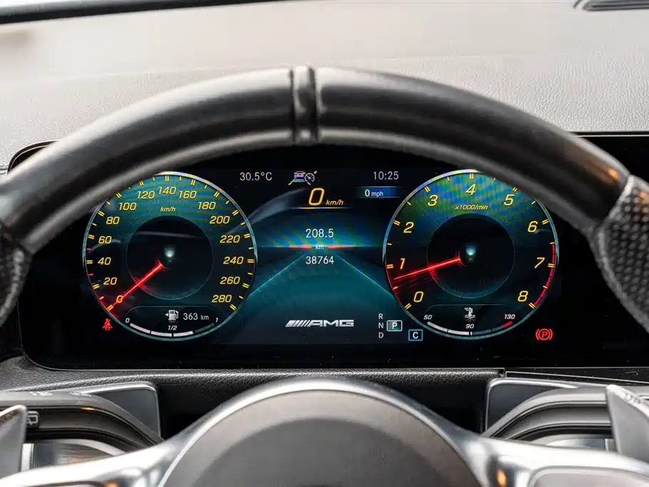 Mercedes-Benz GLB AMG 2021 AMG GLB 35 4MATIC фото 22