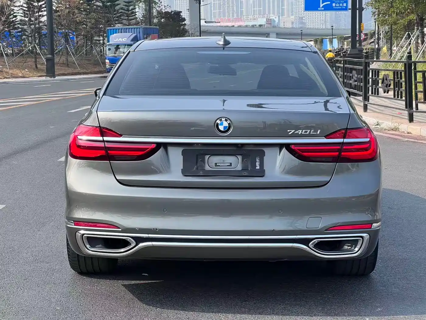 BMW 7 Series 2018 730Li Premium Type Excellence Package фото 8