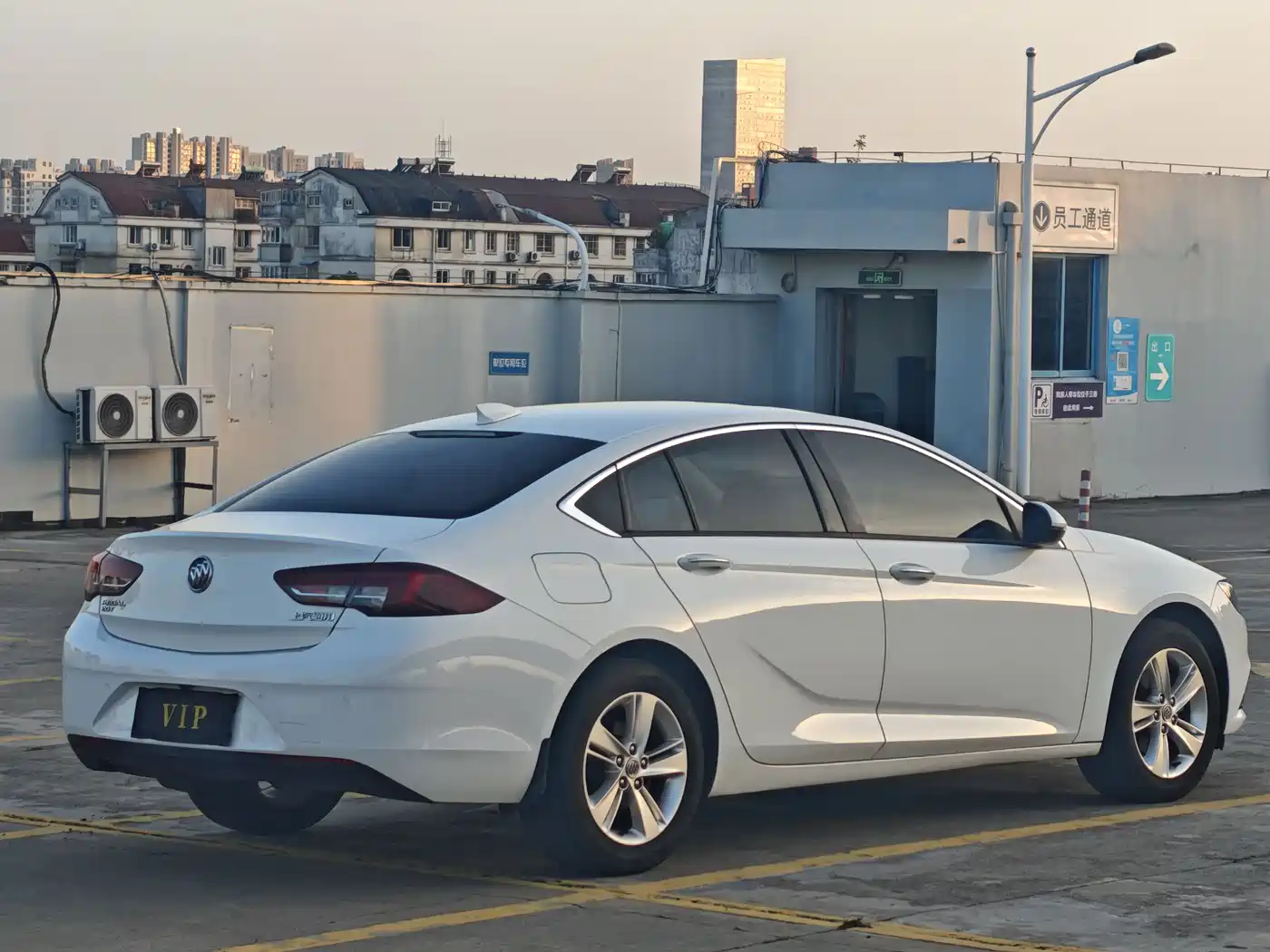 Buick Regal 2019 20T Elite China VI фото 4