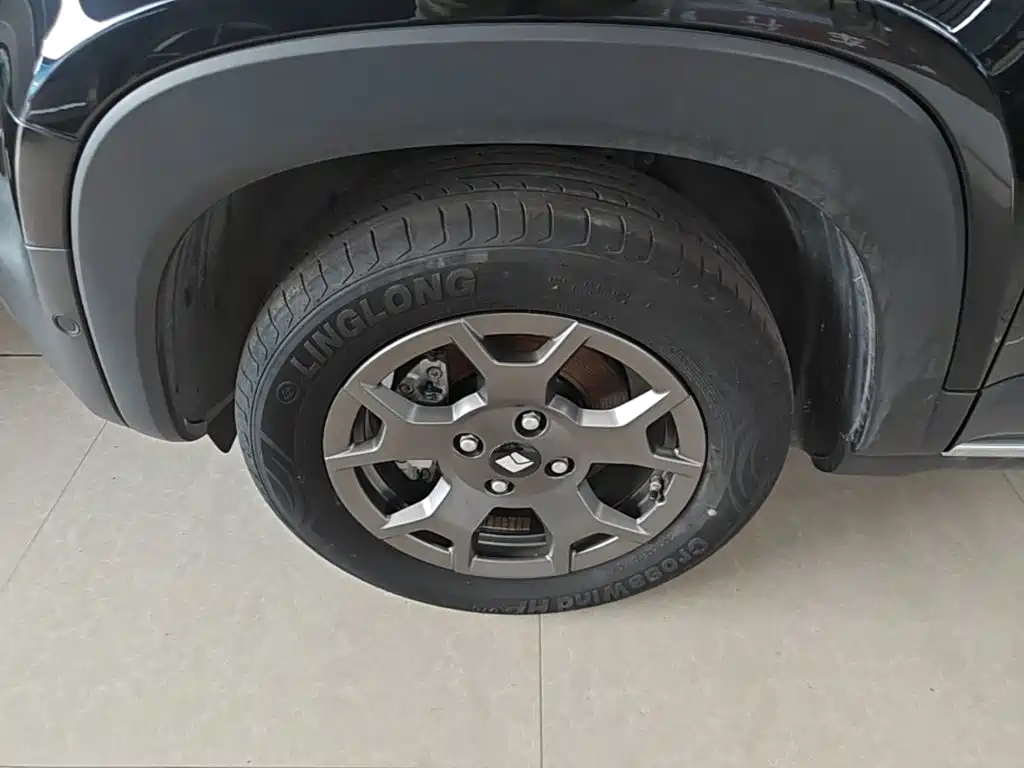 Baojun Yueye Plus 2024 2024 Smart Premium 4-Seater