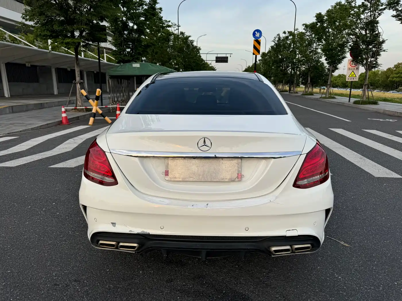 Mercedes-Benz C-Class 2015 Facelift C 200 L Sport фото 7