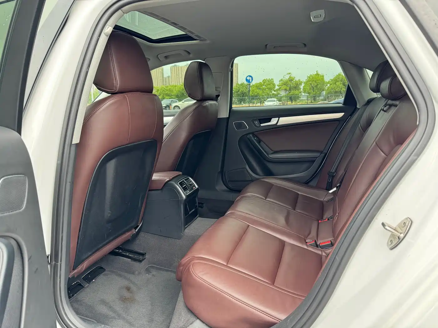 Audi A4L 2016 35 TFSI Automatic Standard фото 14