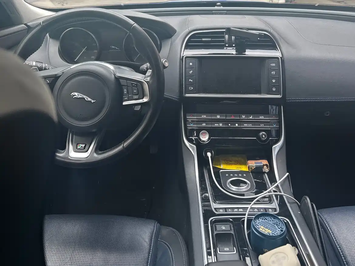 Jaguar XE 2017 2018 2.0T 250PS 2WD R-Sport