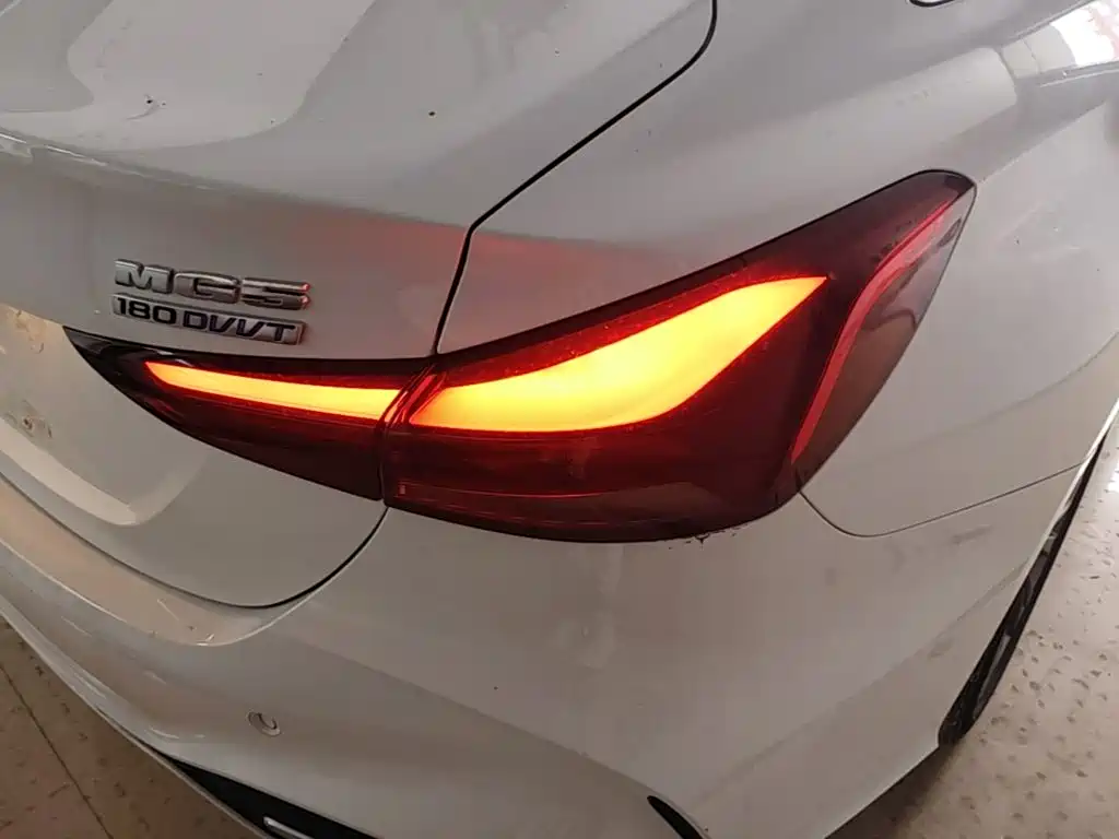Фото 8 - MG MG5