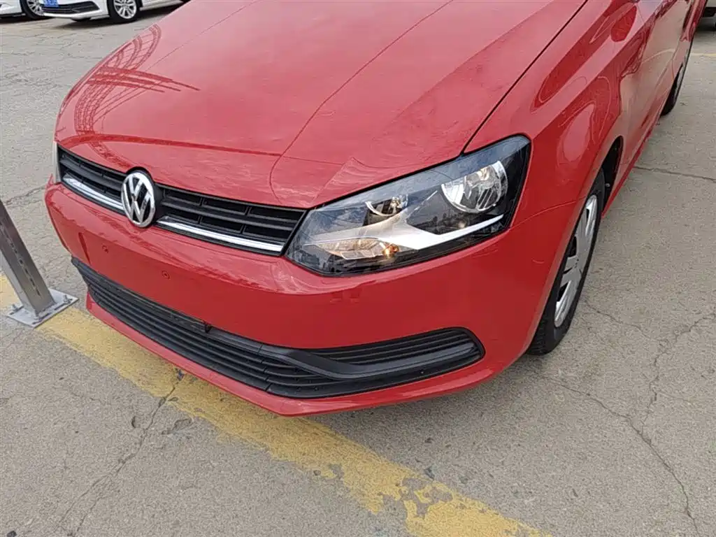 Volkswagen Polo 2016 1.4L Automatic Trend фото 24