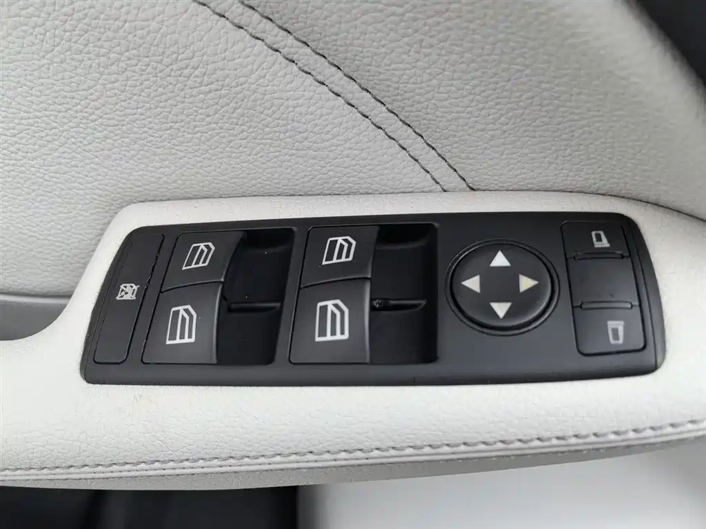 Mercedes-Benz B-Class 2015 B 200 Dynamic фото 9