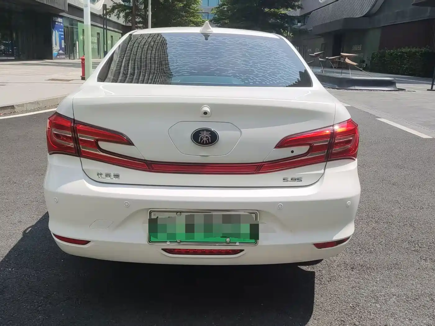 BYD Qin New Energy 2018 2018 1.5T Smart Premium