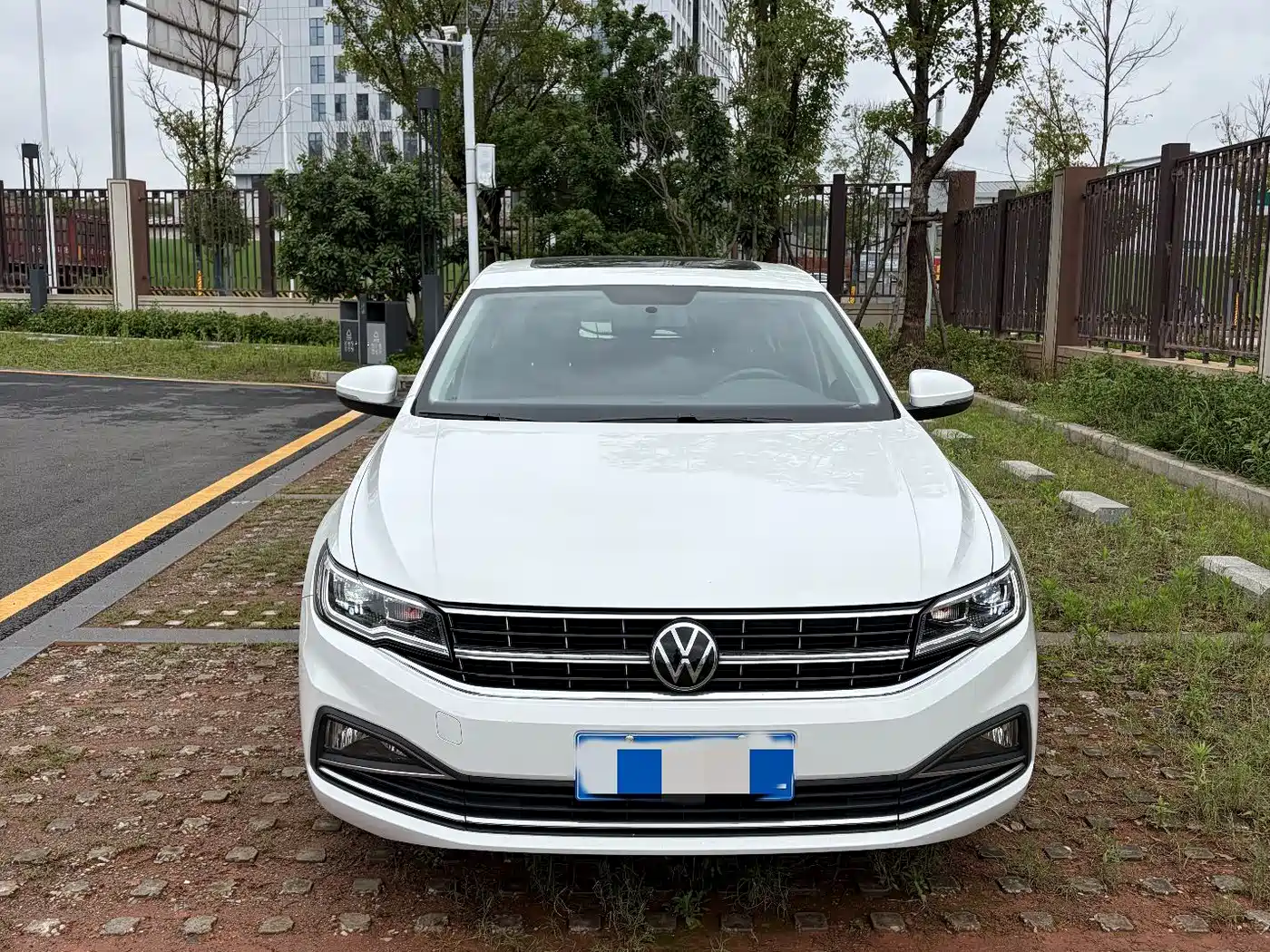 Volkswagen Bora 2021 1.5L Automatic Comfort Smart Edition фото 2