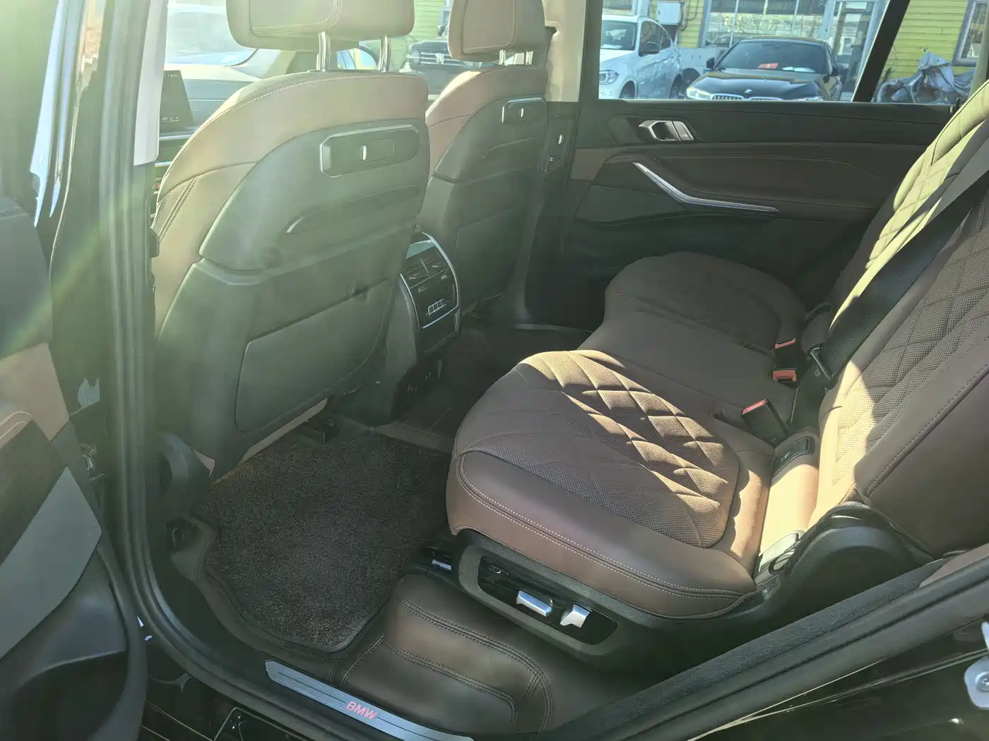 BMW X7 2023 xDrive40i Leading Luxury Package фото 6
