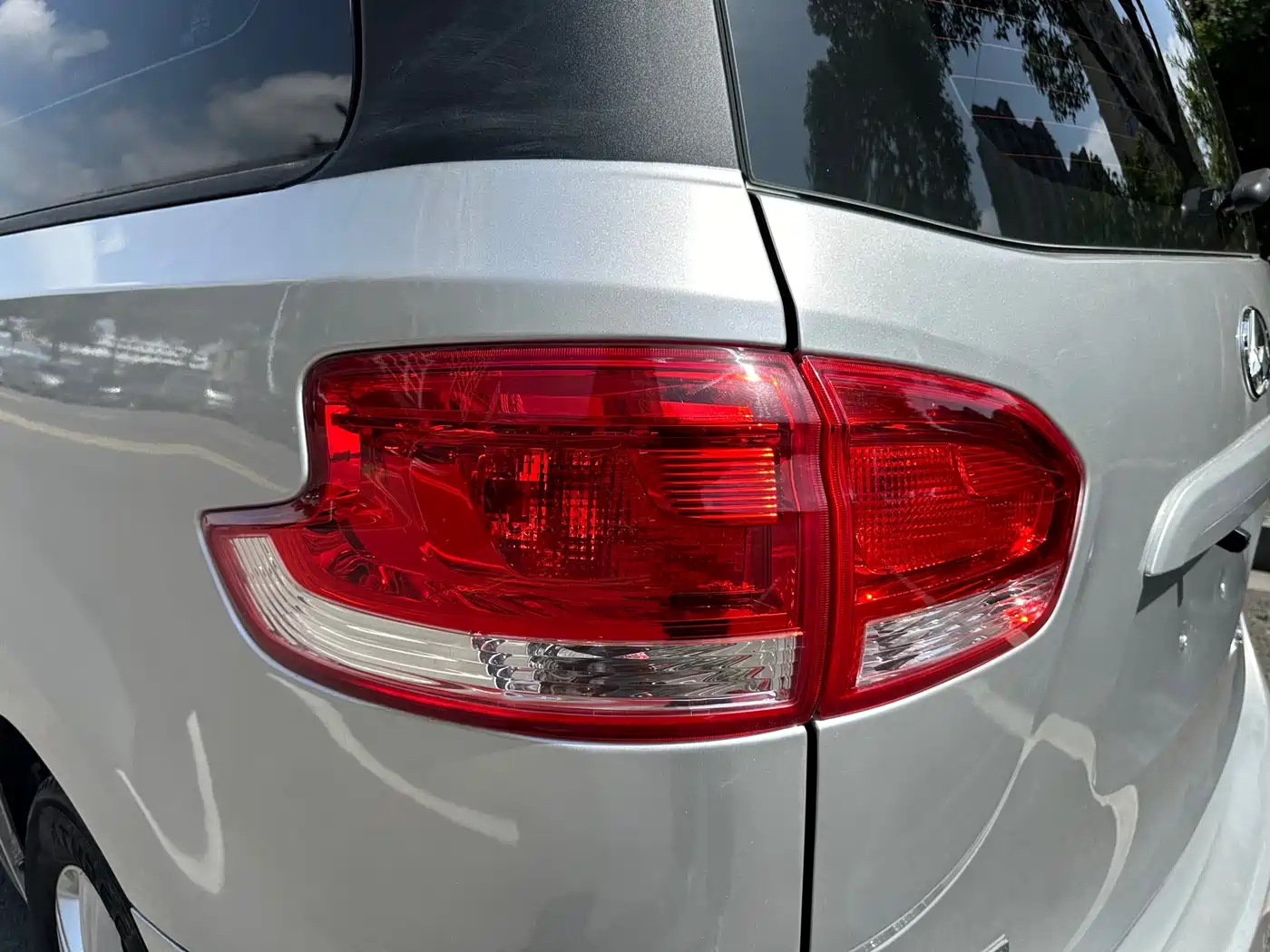 SAIC Maxus Maxus G10 2018 PLUS 2.0T Automatic Executive Edition фото 20