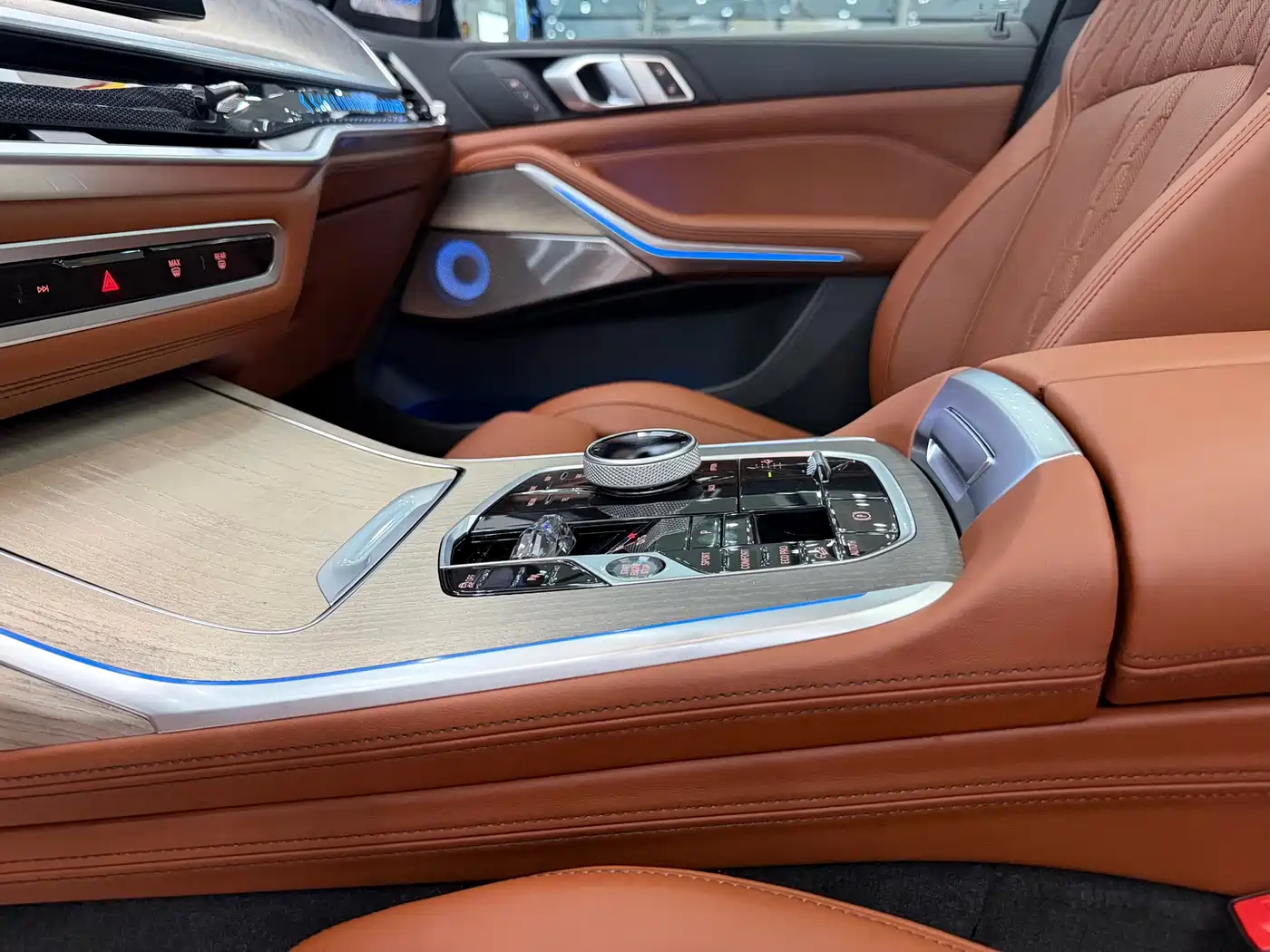 Photo 17 - BMW X7