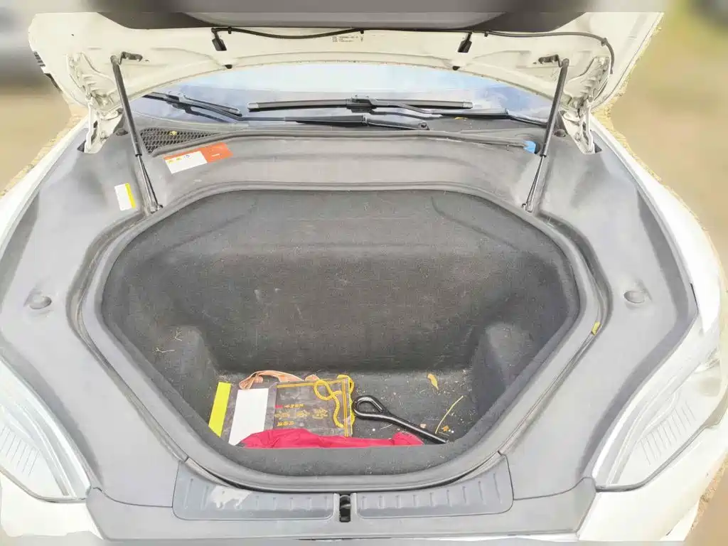 Photo 9 - Tesla Model S