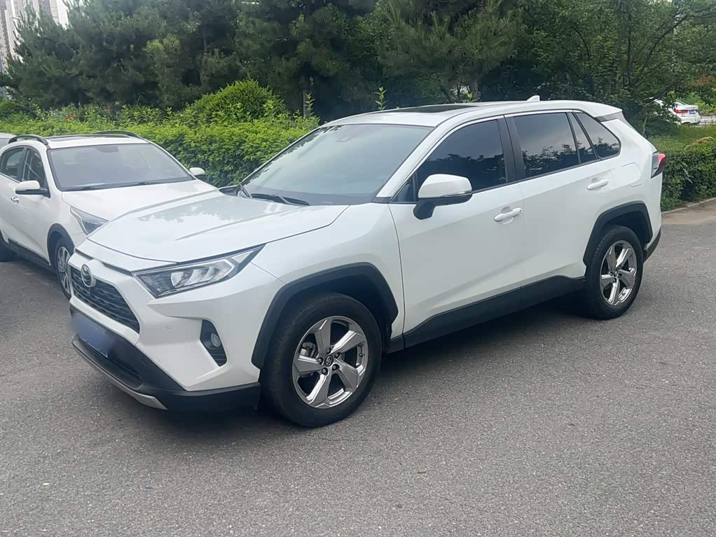 Toyota RAV4 Rongfang
