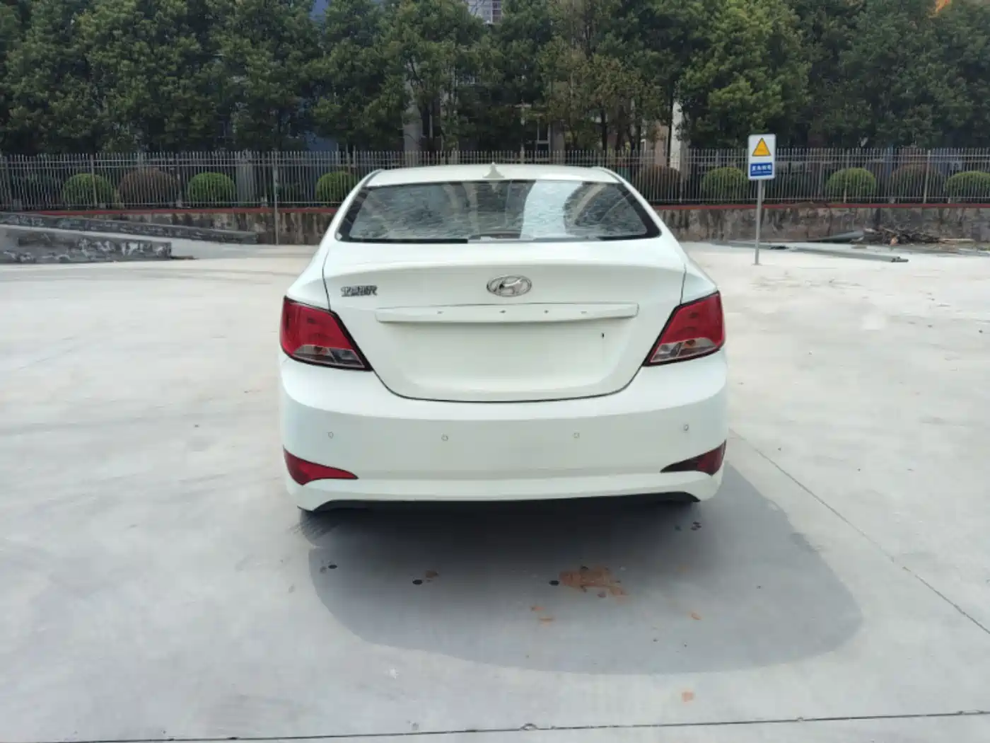 Hyundai Verna 2014 1.4L Automatic Smart GLS фото 9