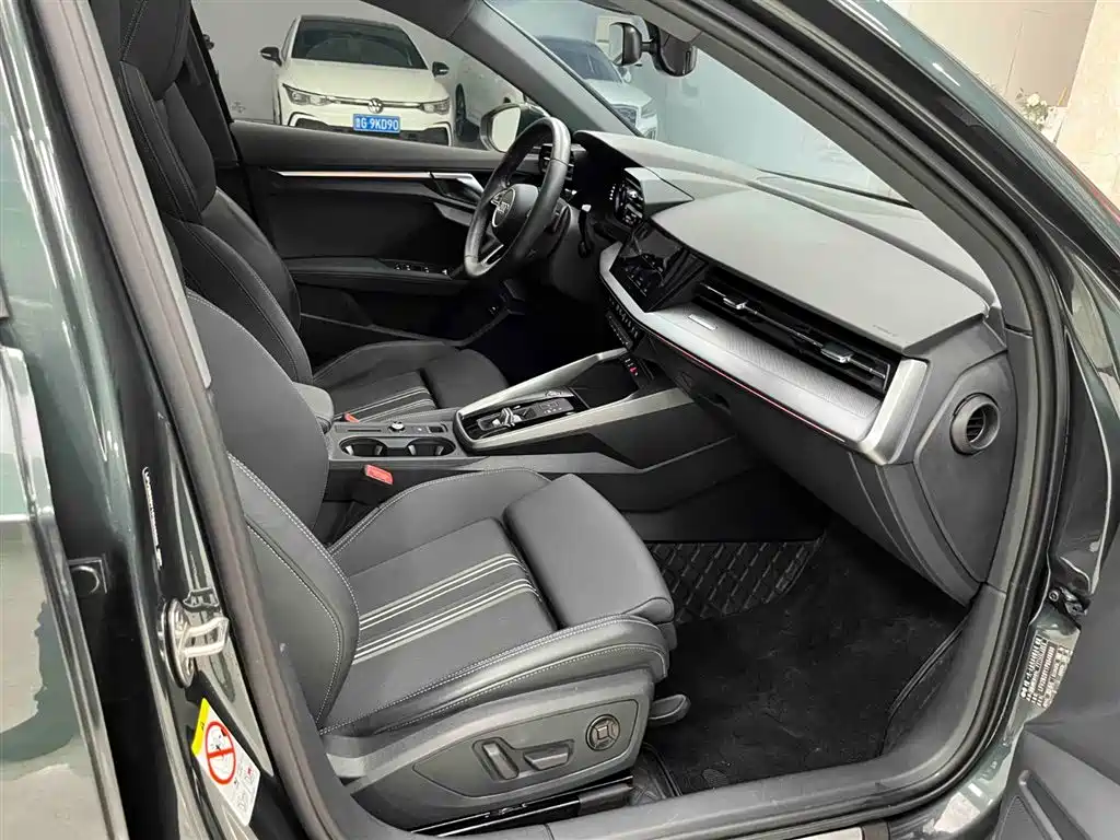 Audi A3 2023 Facelift Sportback 35 TFSI Fashion Sport фото 14