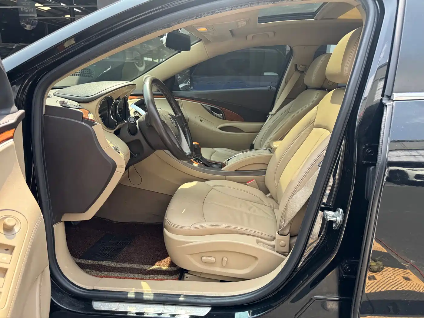 Buick LaCrosse 2012 2012 2.4L SIDI Elegance Edition