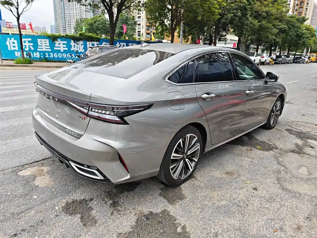 CHERY ARRIZO 8