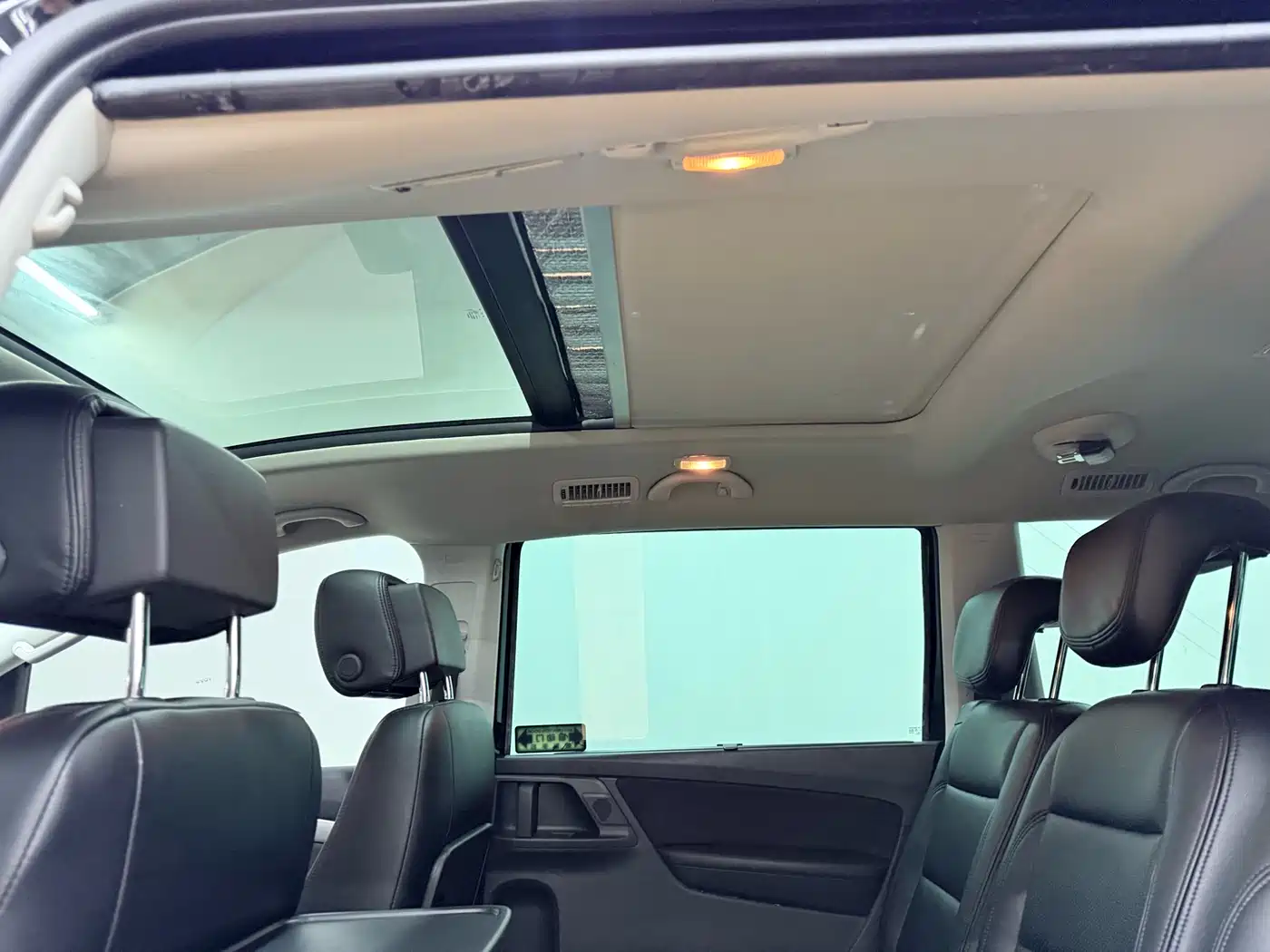 Volkswagen Sharan 2018 380TSI Comfort 7-Seater фото 18